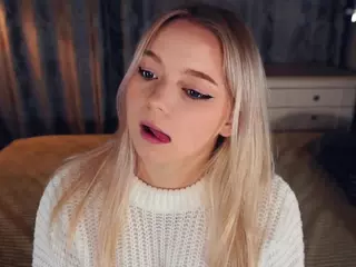 Lora's Live Sex Cam Show