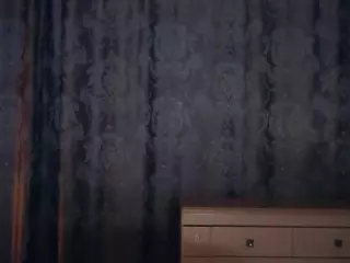 Lora's Live Sex Cam Show