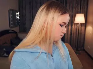 Lora's Live Sex Cam Show