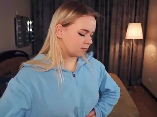 Lora's Live Sex Cam Show