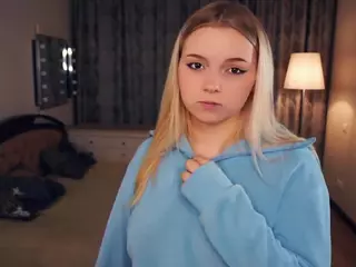 Lora's Live Sex Cam Show