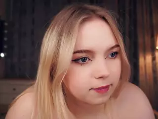 Lora's Live Sex Cam Show