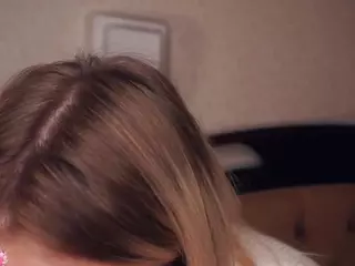 Lora's Live Sex Cam Show