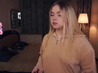 Lora's Live Sex Cam Show