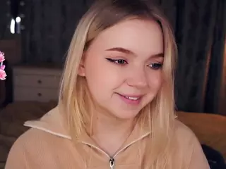 Lora's Live Sex Cam Show