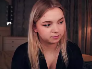 Lora's Live Sex Cam Show