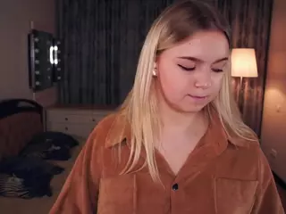 Lora's Live Sex Cam Show