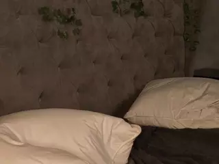NoreenCovert's Live Sex Cam Show