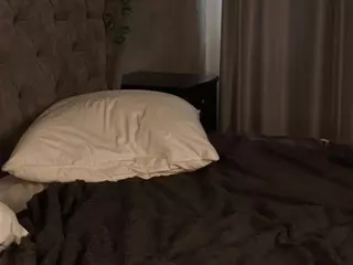 NoreenCovert's Live Sex Cam Show