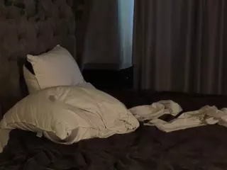 NoreenCovert's Live Sex Cam Show