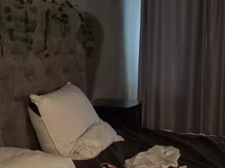 NoreenCovert's Live Sex Cam Show
