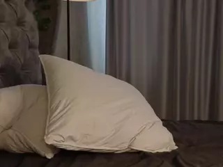 NoreenCovert's Live Sex Cam Show
