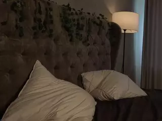 NoreenCovert's Live Sex Cam Show