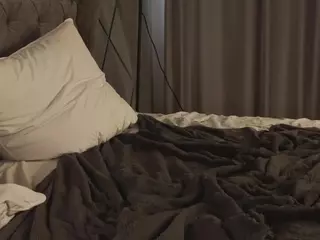 NoreenCovert's Live Sex Cam Show