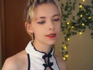 Lilian's Live Sex Cam Show