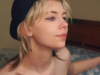 Lilian's Live Sex Cam Show