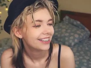 Lilian's Live Sex Cam Show