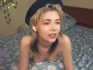 Lilian's Live Sex Cam Show