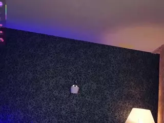 Flora's Live Sex Cam Show