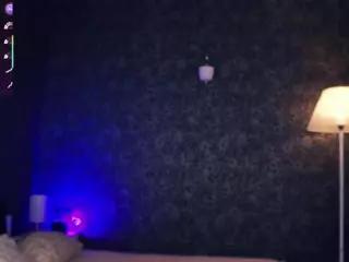 Flora's Live Sex Cam Show