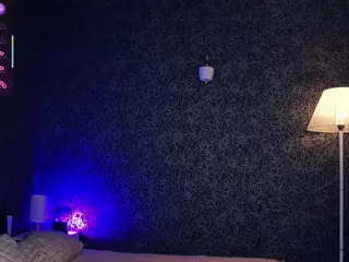 Flora's Live Sex Cam Show