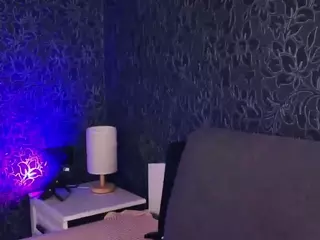 Flora's Live Sex Cam Show