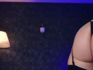 Flora's Live Sex Cam Show