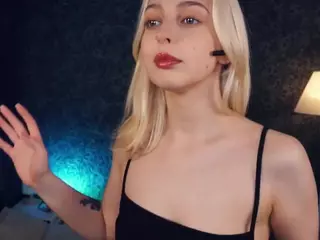 Flora's Live Sex Cam Show