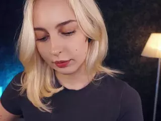 Flora's Live Sex Cam Show