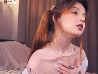 Eda's Live Sex Cam Show