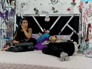 thedreamgirlss's Live Sex Cam Show