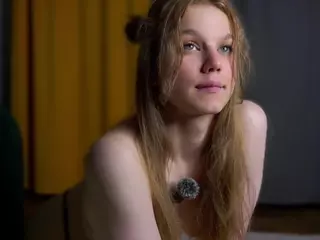 AlodiaGanter's Live Sex Cam Show