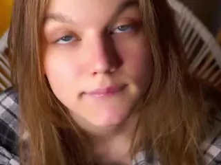 AlodiaGanter's Live Sex Cam Show