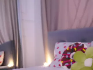 BreeBench's Live Sex Cam Show