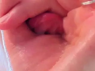 BreeBench's Live Sex Cam Show