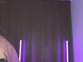 Mona's Live Sex Cam Show