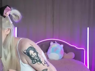 Mona's Live Sex Cam Show