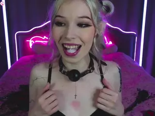 Mona's Live Sex Cam Show