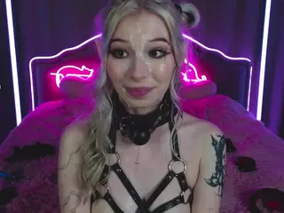 Mona's Live Sex Cam Show