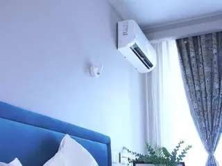 Kiki's Live Sex Cam Show