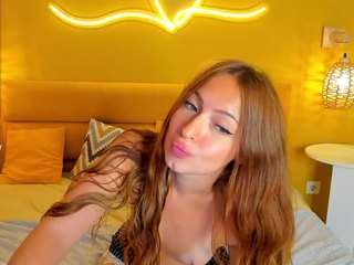 KetrinWhitee's Live Sex Cam Show