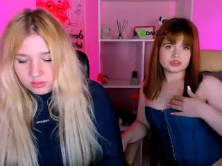 lusy-puff's Live Sex Cam Show