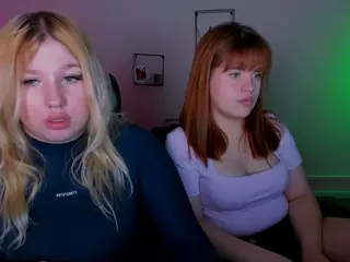 lusy-puff's Live Sex Cam Show