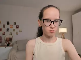 LynetteBails's Live Sex Cam Show
