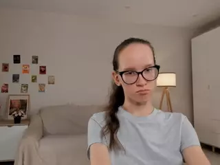 LynetteBails's Live Sex Cam Show