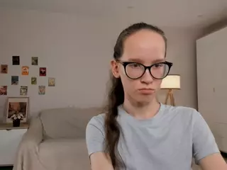 LynetteBails's Live Sex Cam Show