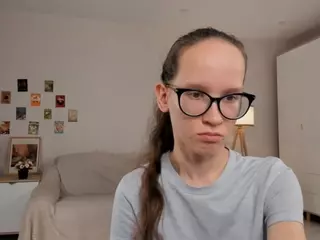 LynetteBails's Live Sex Cam Show