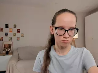 LynetteBails's Live Sex Cam Show