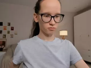 LynetteBails's Live Sex Cam Show