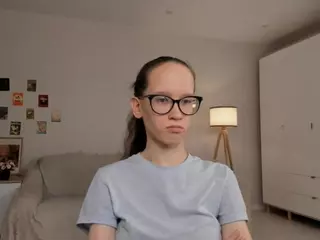 LynetteBails's Live Sex Cam Show